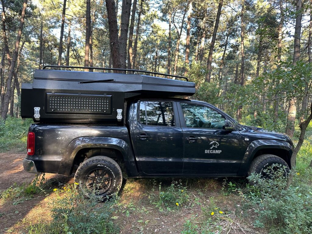 Pick-up truck camper - DECAMP Caravan